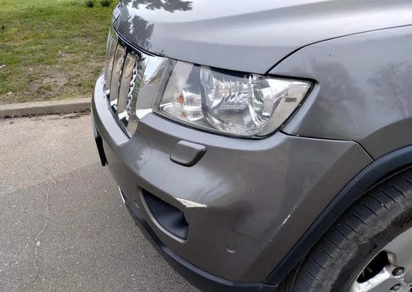 Jeep Grand Cherokee cena 54900 przebieg: 244900, rok produkcji 2012 z Łódź małe 631
